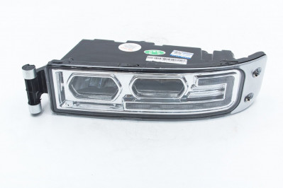 CNHTC 811W25320-6003 Фара противотуманная левая с поворотником LED