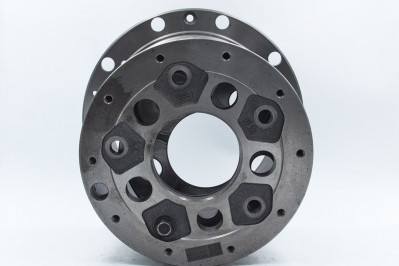 81.35114.6113 Корпус бортового реудктора заднего Ip=3.947