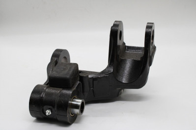 A9603200827 Кронштейн задний правый MB Arocs