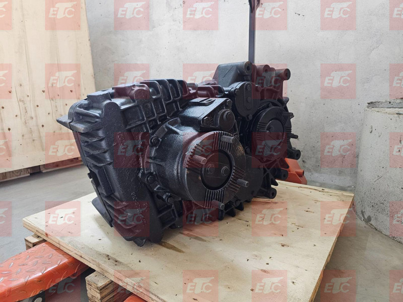 AZ2501000011 Раздаточная коробка — 2