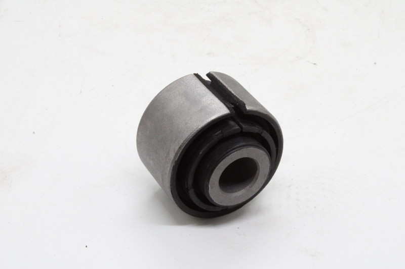 8409510SX Втулка стабилизатора заднего 22*68*62 — 2