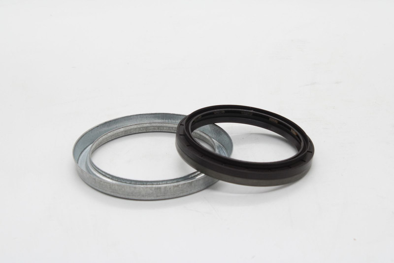 VO 22470871 Cальник выходного фланца раздаточной коробки — 2