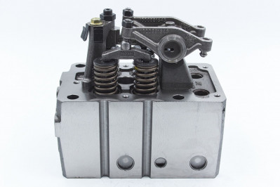 612630040019 Головка блока цилиндра WP12.430 / WP12.375