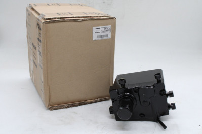 81417236142 Насос подъема кабины TG3