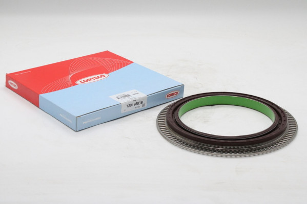 ST 66036000 Сальник ступицы с кольцом ABS 139*175*16,3 — 1