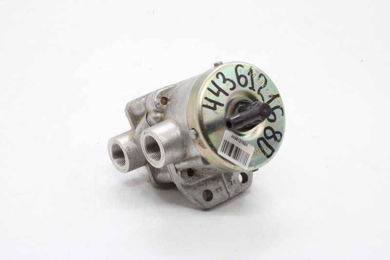 4436121680 Кран тормозной прицепа — 3