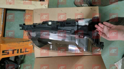 VO 24159415 Фара левая FMX