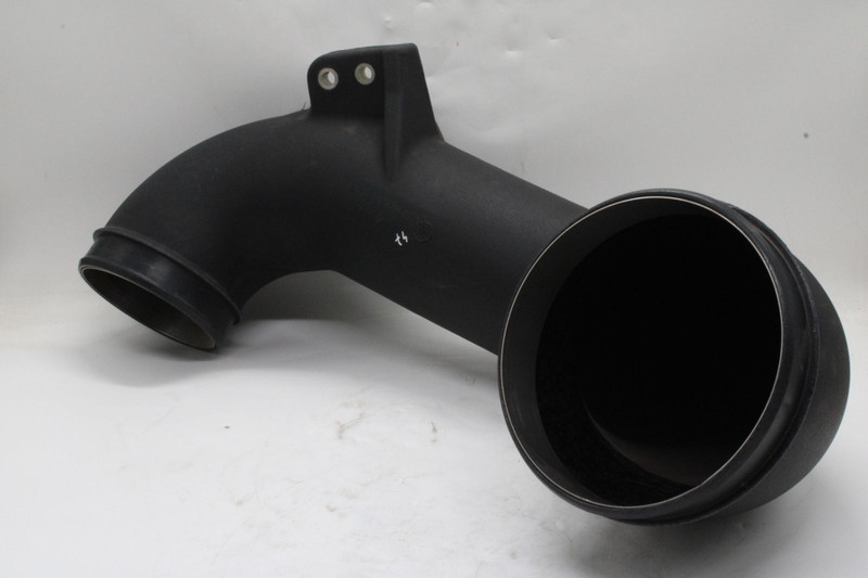 A9485280407 Патрубок воздушного фильтра пластик. — 4