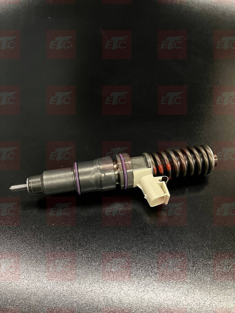 VO 21652515 Форсунка топливная FM двигатель D13C — 2