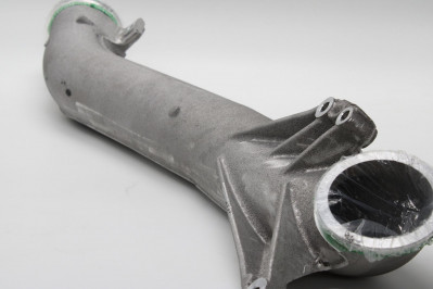 VO 23347547 Патрубок интеркулера