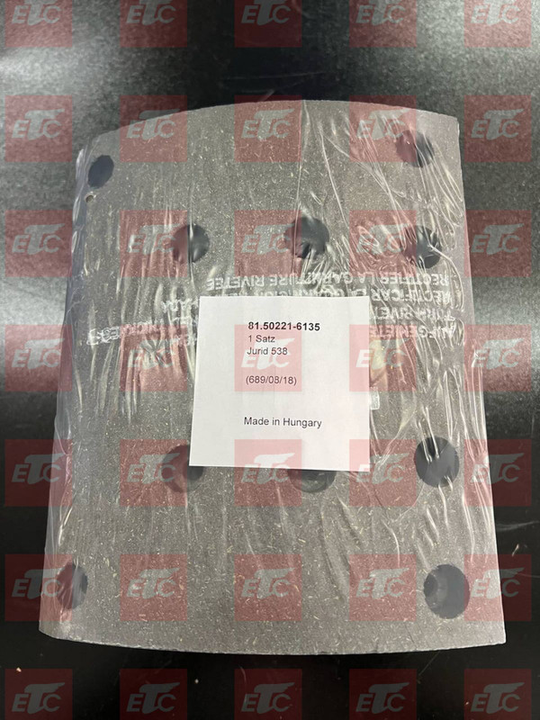 81502216135 К-т накладок тормозных зад. 410*223 STD — 1