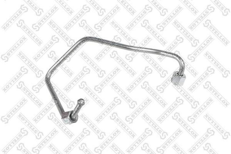 8215667SX Трубка топливная — 1