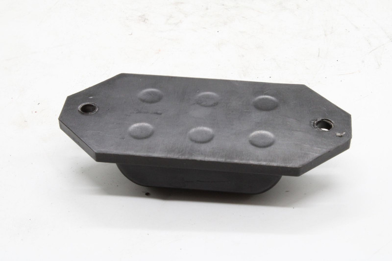 710W96210-0379 Отбойник моста заднего — 2