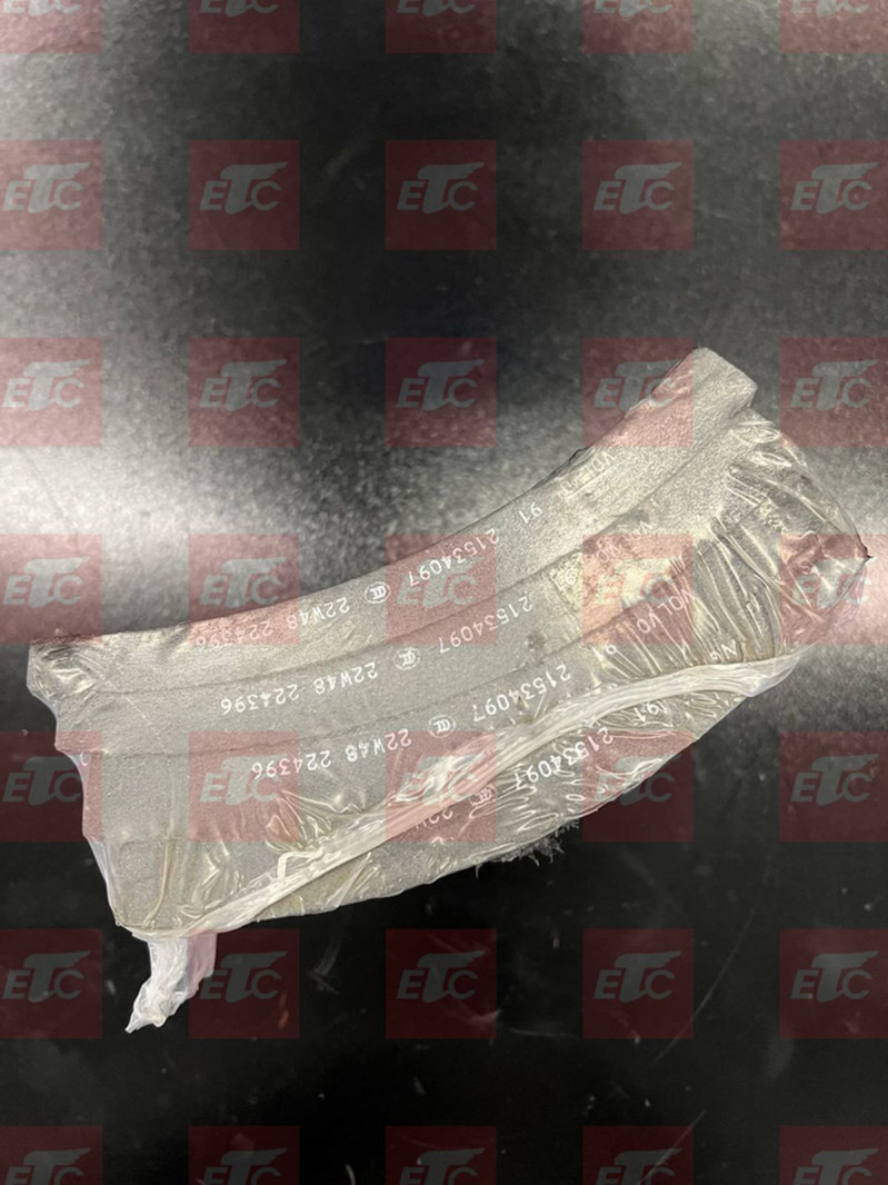 VO 21534097 К-кт накладок тормозных  пер. 410*175 STD — 1