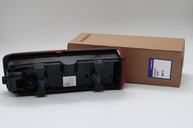 VO 23522307 Задний фонарь — 2