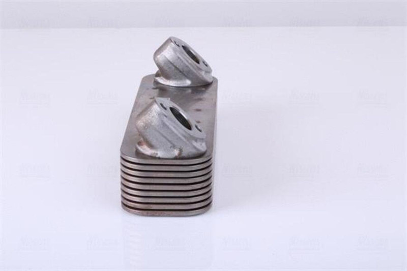 90728 Радиатор масляный D2566/2865/2866/2876 — 1