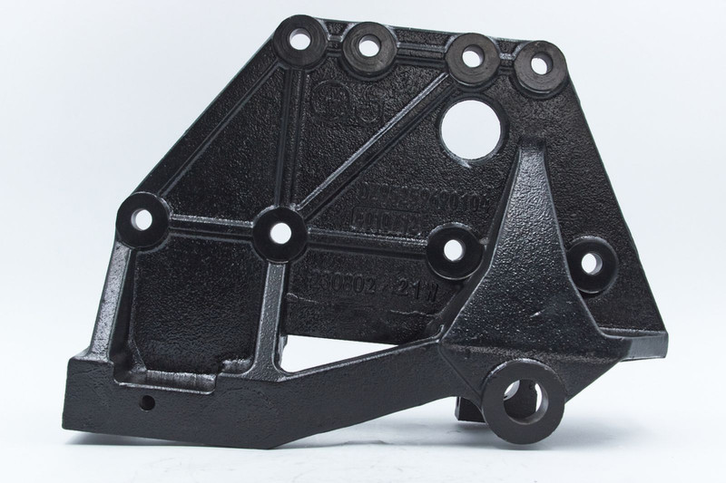 DZ95259690104 Кронштейн передней рессоры задний правый — 4