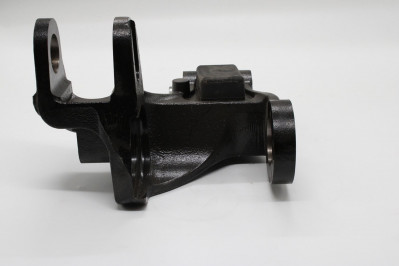 A9603200827 Кронштейн задний правый MB Arocs