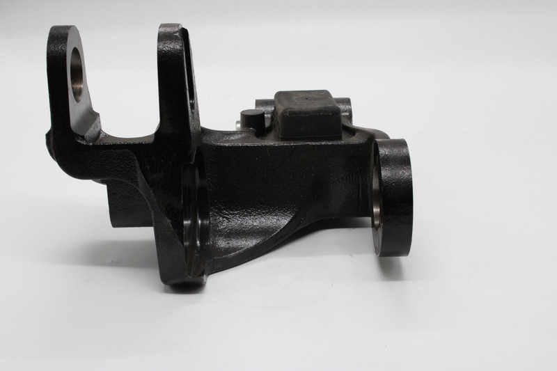 A9603200827 Кронштейн задний правый MB Arocs — 3