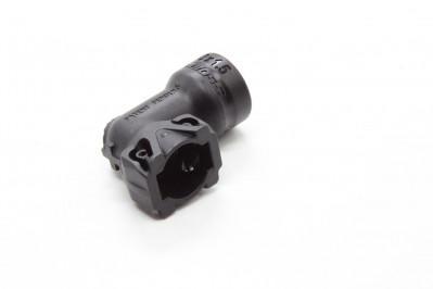 8939203262 Соеденитель пластиковый угловой