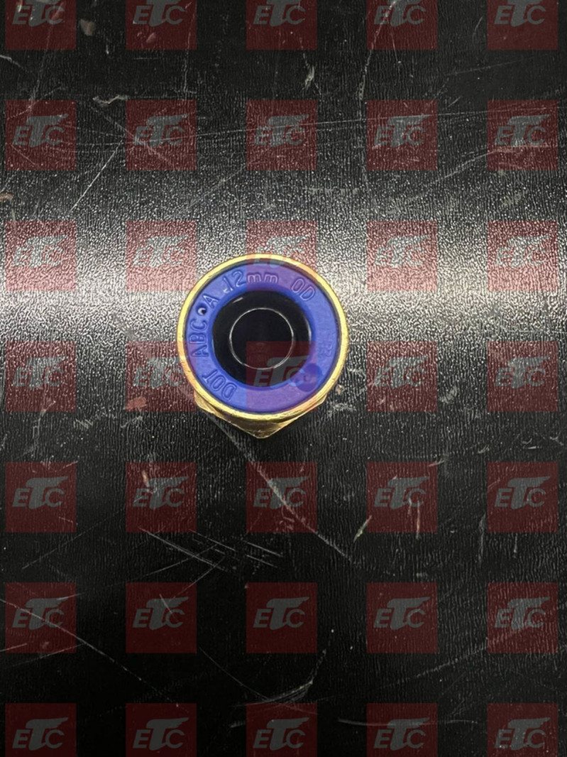 VO 991092 Соединитель штыревой прямой M12*1,5 — 2