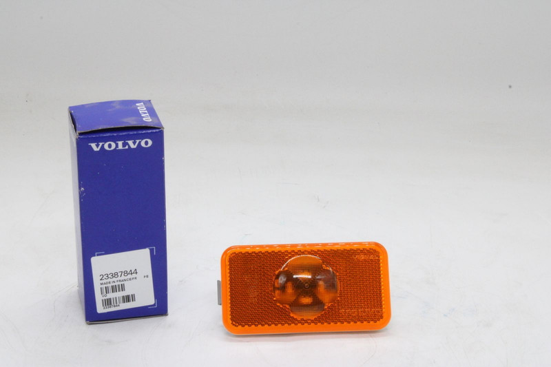 VO 23387844 Фонарь габаритный боковой — 3
