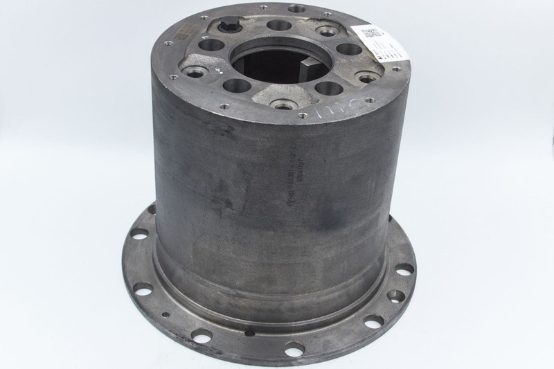 81.35114.6111 Корпус бортового реудктора заднего Ip=3.2 — 1