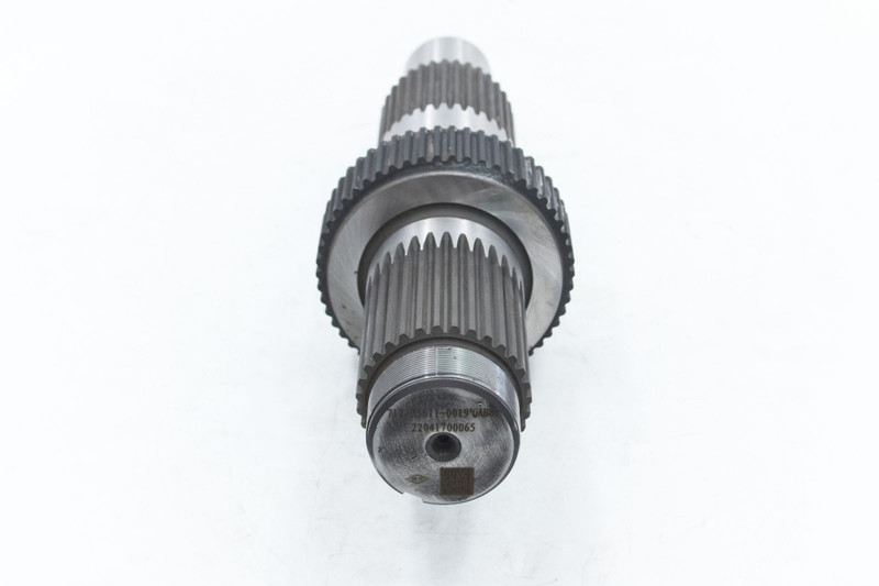 712356110019 Вал входной редуктора среднего моста — 2