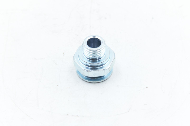 200V98181-6018 Штуцер компрессора NG12-M16*1,5 — 1