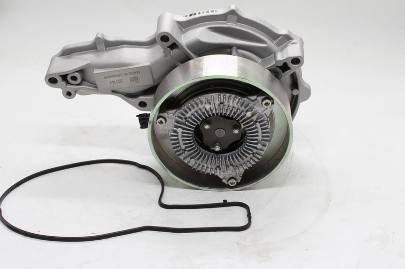 FEBI 39741 Насос водяной FH13 — 1