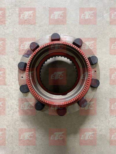 2074011704 Ступица переднего колеса