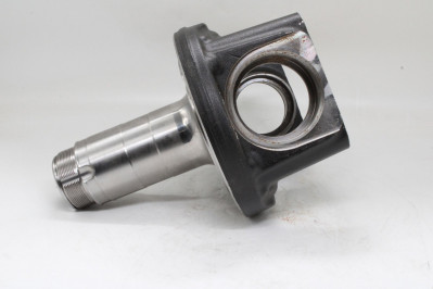 VO 23906232 Кулак поворотный