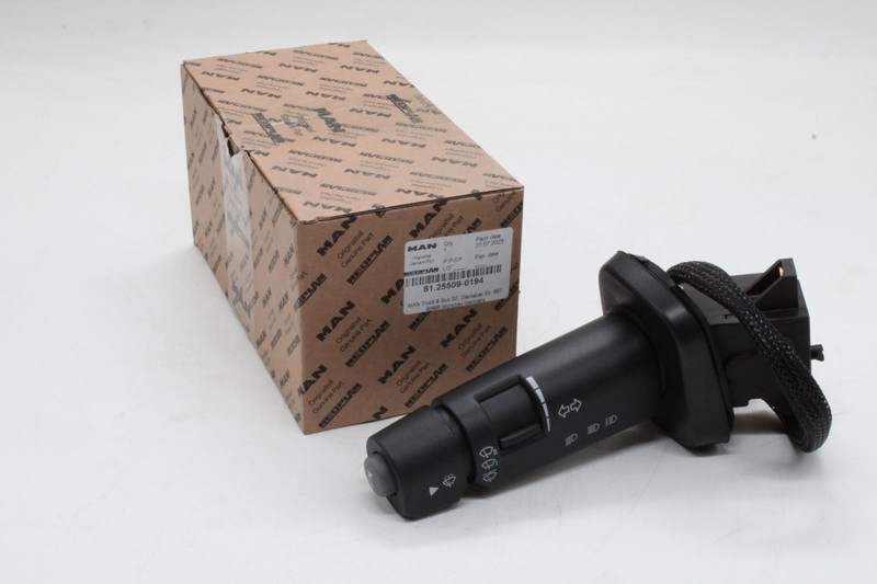 81255090194 Переключатель поворотов — 2