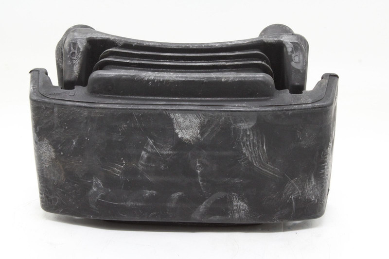 SEM 8180 Подушка задней рессоры h=133 TGA/F2000 — 3