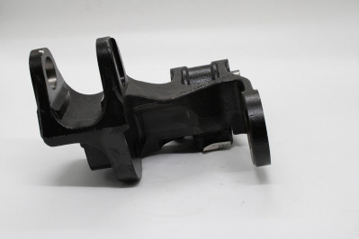 A9603200527 Кронштейн передний левый