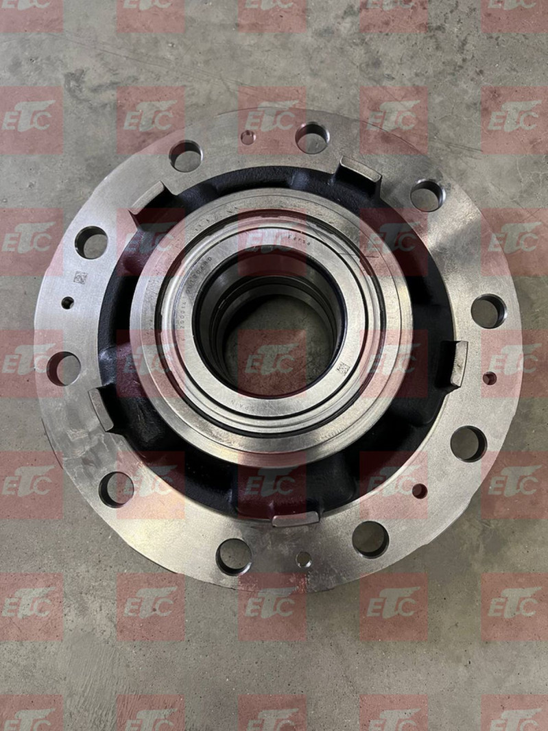 F400018 Ступица задняя в сборе с подшипником — 1