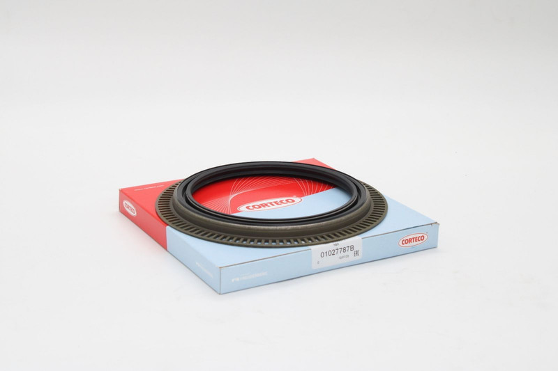 01027787B Сальник задней ступицы с кольцом ABS 145*175*15,5WD — 3