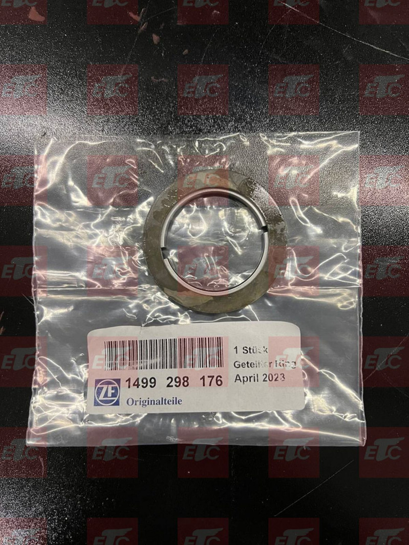 ZF 1499298176 Разрезное кольцо — 1