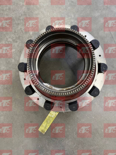 2074011794 Ступица переднего колеса