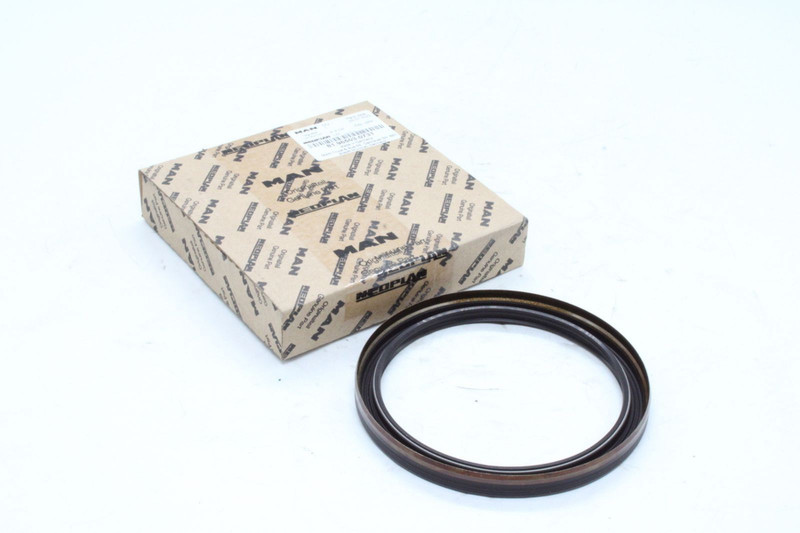 81965030731 Сальник КПП — 1