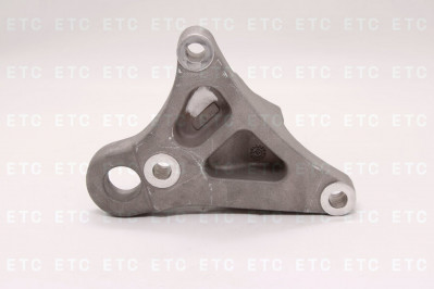 DT 210733 Кронштейн ДВС правый