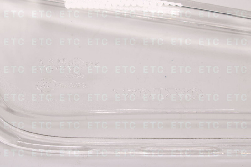 VO 21120482 Стекло ПТФ правое — 1