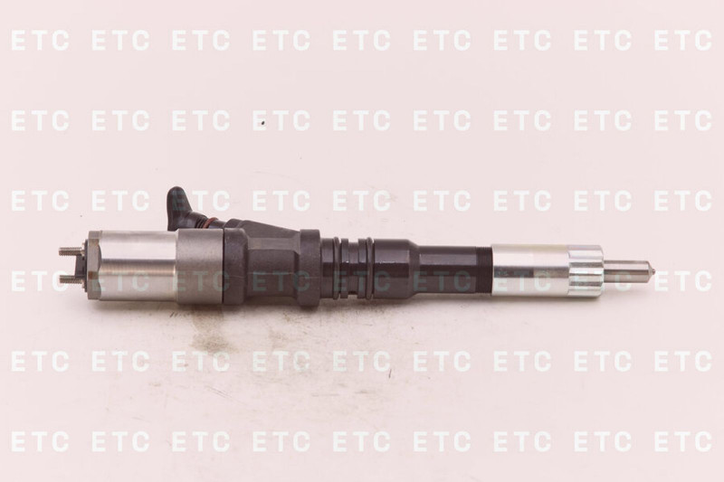 6156113300 Форсунка DENSO 095000-1211 — 1