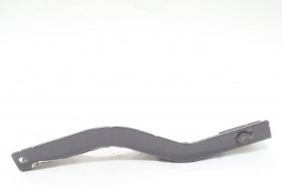 VO 82446486 Кронштейн правый