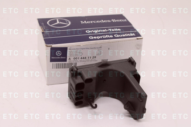 0014461129 Блок ZНЕ управления автономным отопителем АТ2000 — 6