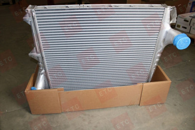 CI354000P Радиатор интеркуллера