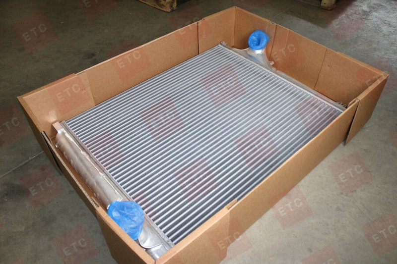 CI452000P Интеркулер 1015*894*68 — 1