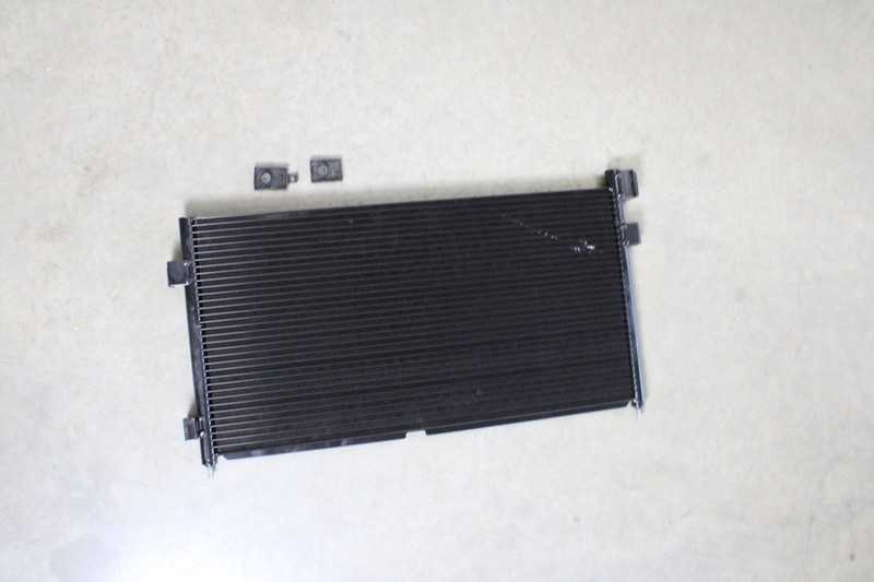 VO 21086304 Радиатор кондиционера — 3