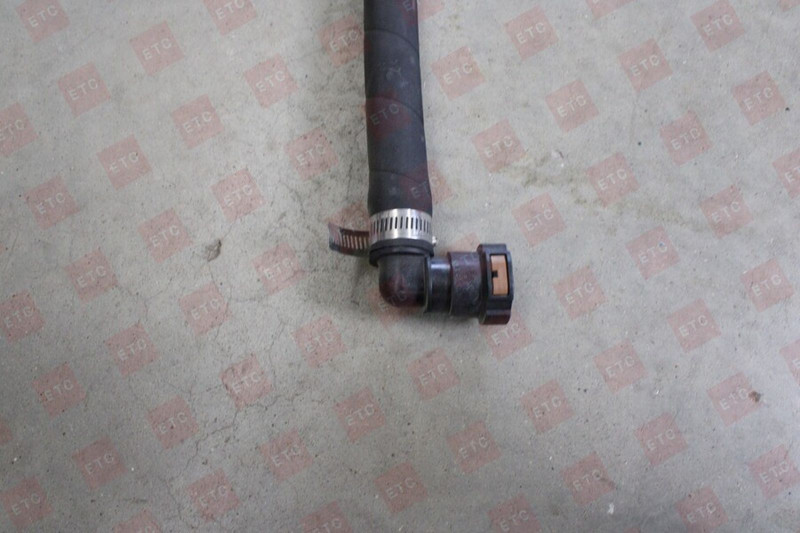 VO 22355437 Шланг — 4