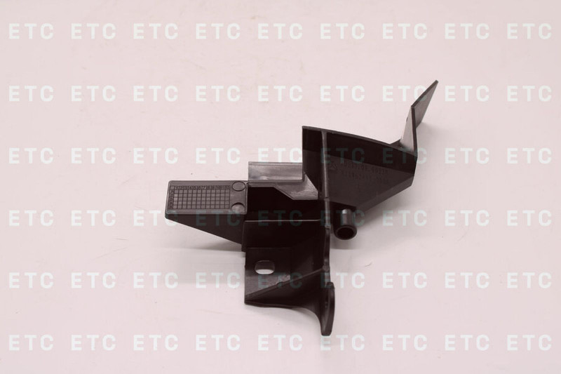 SITRAK 810W624400035 Левый крепежный кронштейн обтекателя кабины T5G/C7H — 3